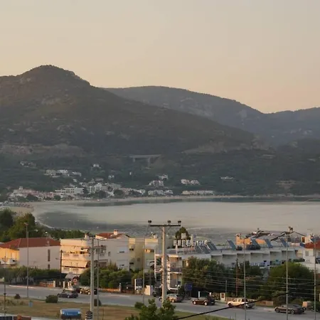 Venetia Luxury Nea Iraklitsa